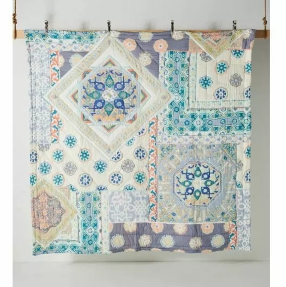 ANTHROPOLOGIE PONSONBY QUEEN QUILT - Picture 2 of 4